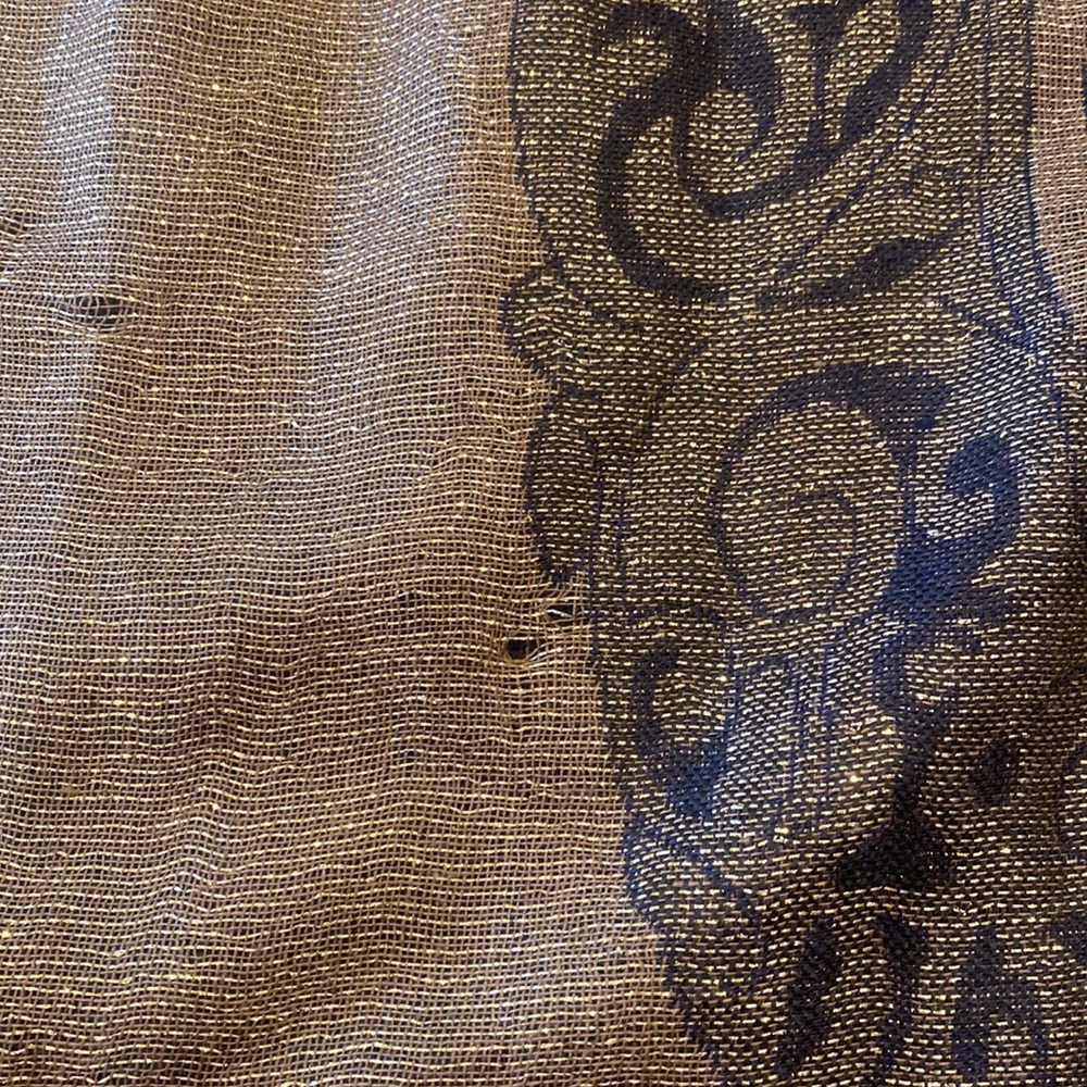Scarf - Picture 8 of 8
